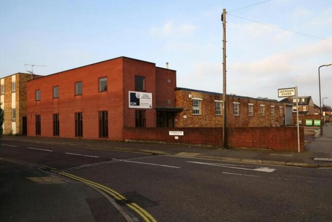 6624_Mountbatten_Business_Park.jpg