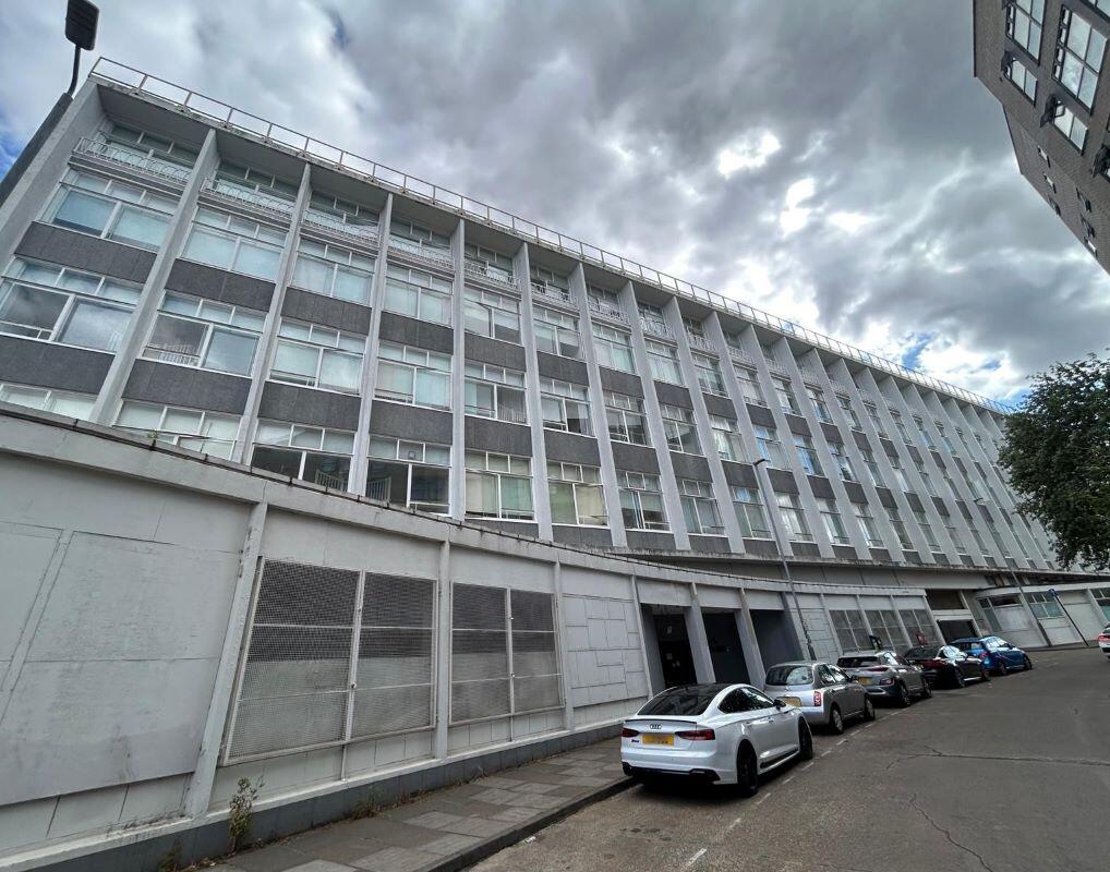 Main image of property: Flat 126, The Exchange, Lee Street, Leicester, LE1 3AH