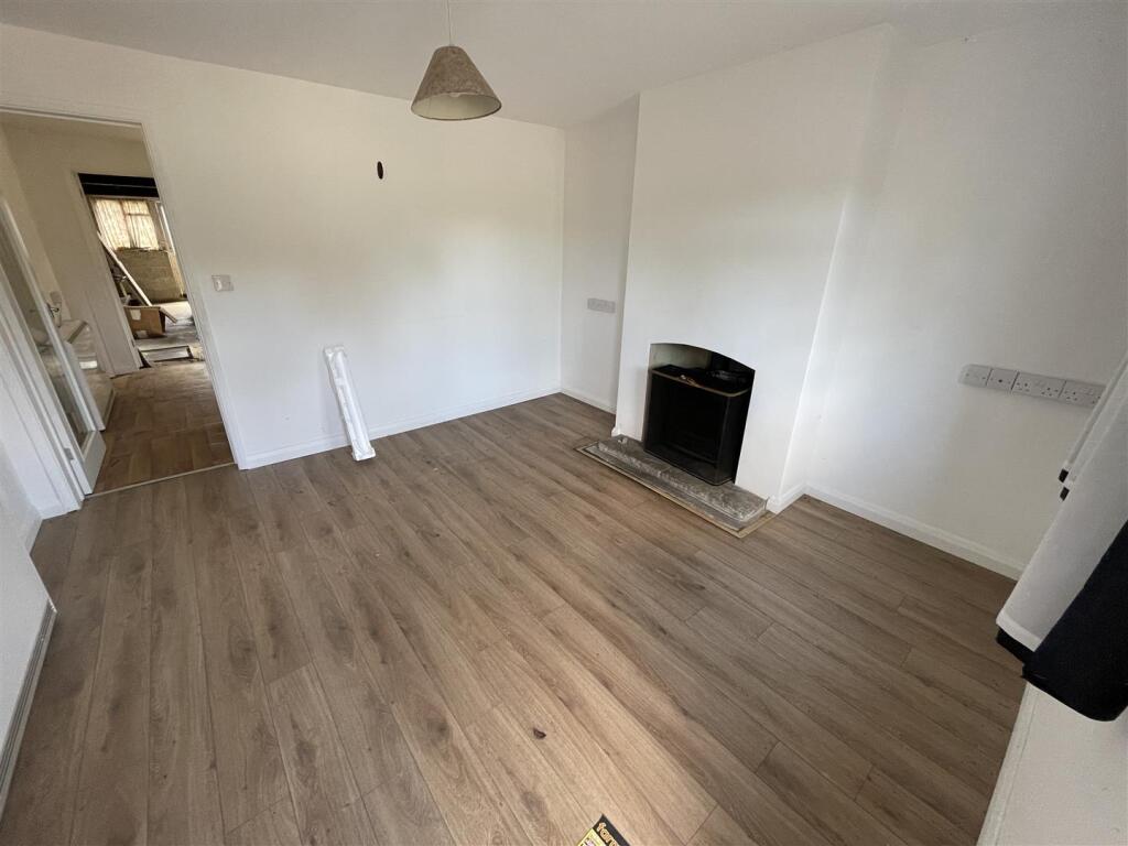 House in Broadwindsor, Netherhay - View 2