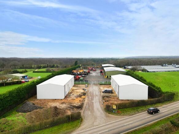 1240400 (9)