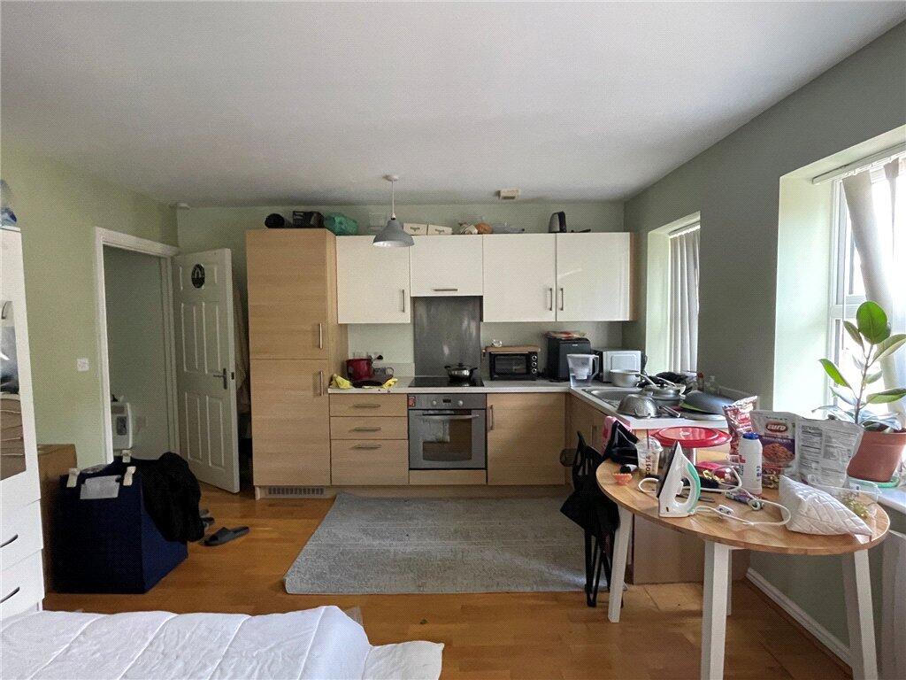 Apartment in Luton - View 3