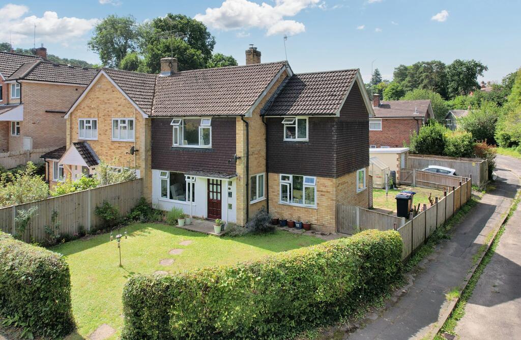 Main image of property: Kiln Lane, Lower Bourne, Farnham, Surrey, GU10
