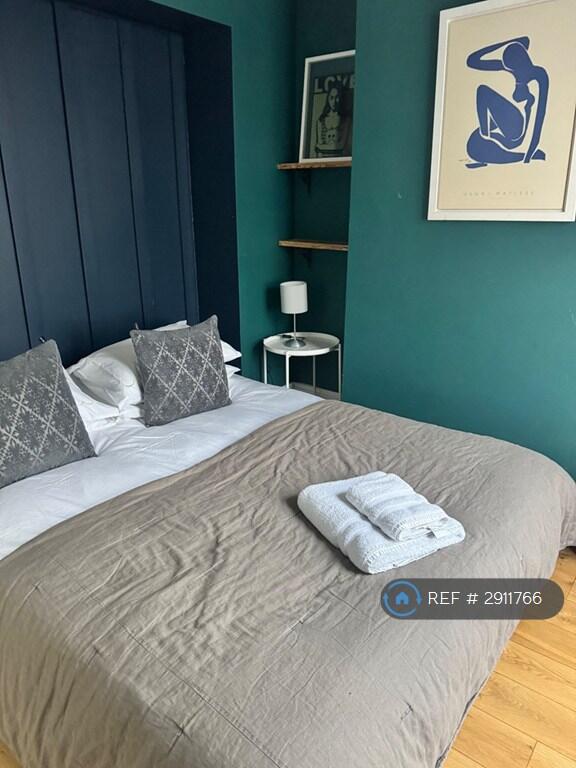 4 bedroom terraced house for rent