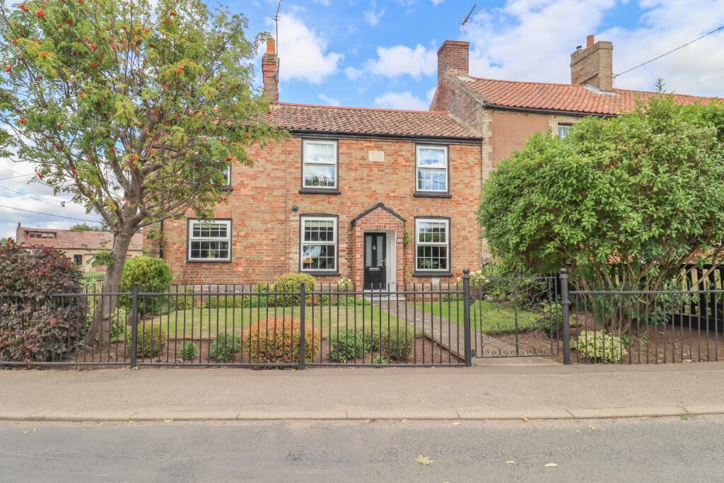 4-bed semi-detached on Wimbotsham, King's Lynn, Norfolk, PE34, £470,000