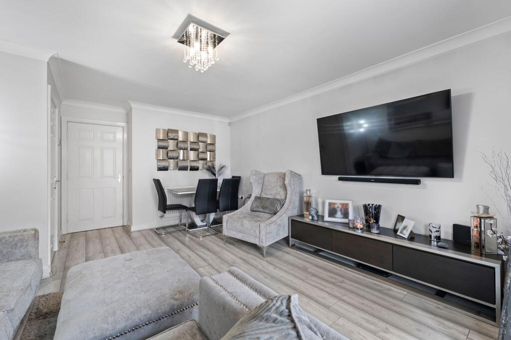 Oakgrove, Thurcroft, Rotherham, S66 9EZ photo 3