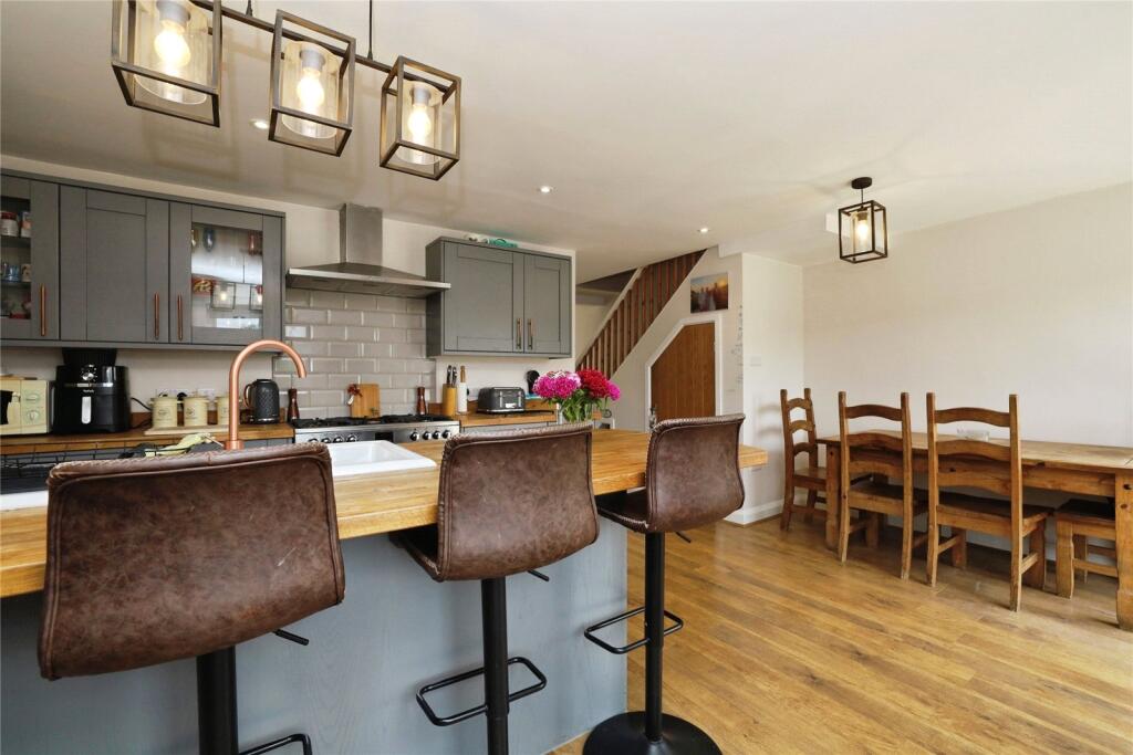 Glenburnie Road, Bideford, Devon photo 4