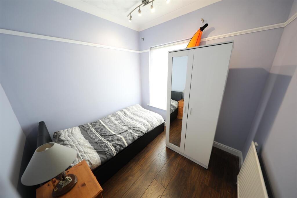 House in Hull, Kingston upon Hull - View 5