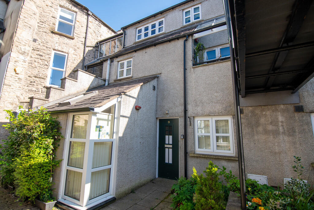 Main image of property: 9 Websters Yard, Kendal, Cumbria LA9 4HA