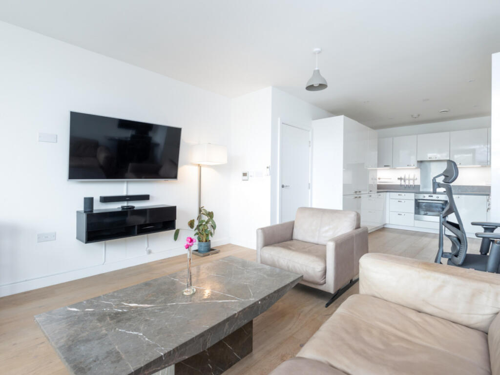 Main image of property: Lombard Road, London, SW11