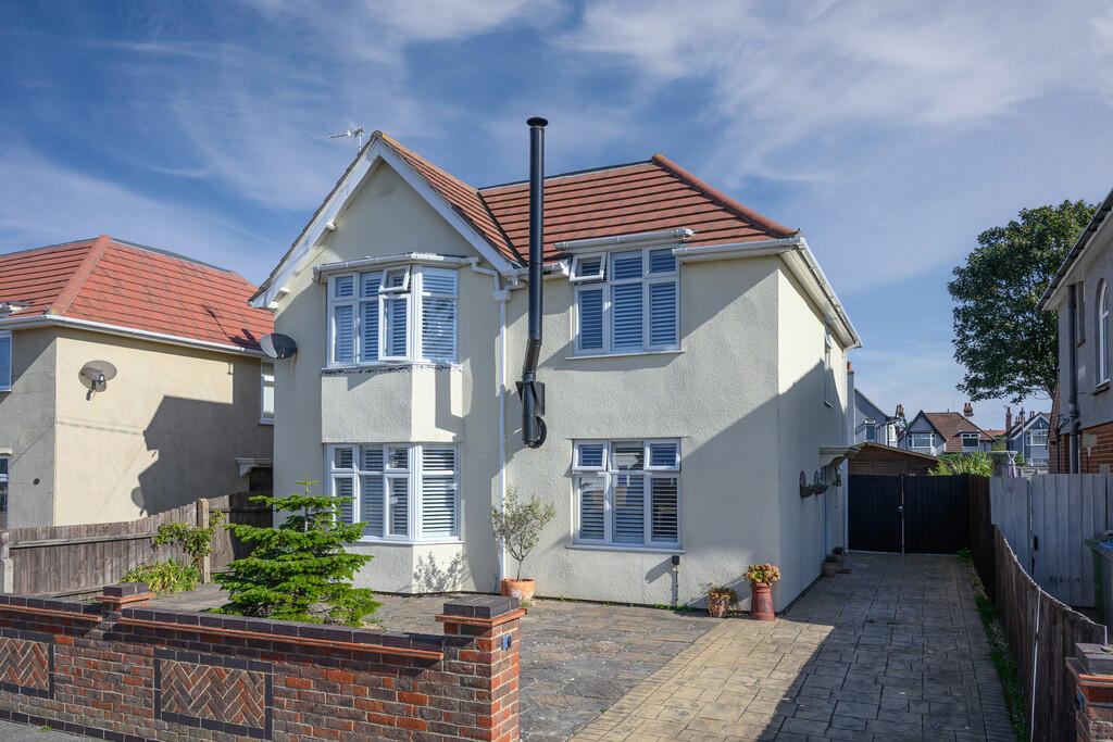 Main image of property: St. Edmunds Road, Felixstowe