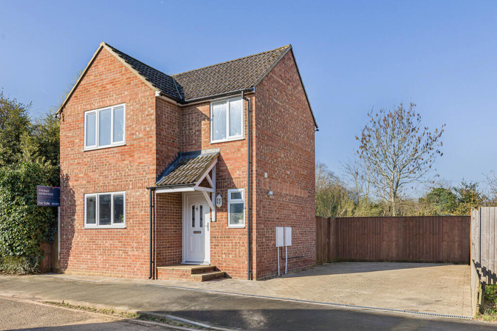 Main image of property: Gainsborough Green, Abingdon, OX14
