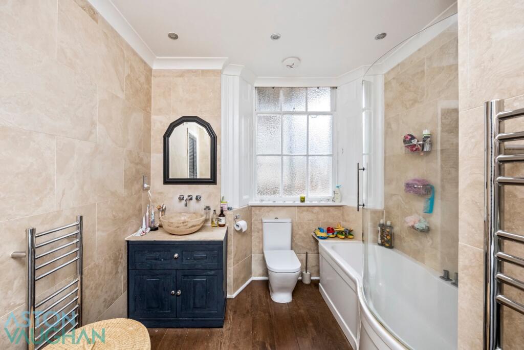 Apartment in Brighton - View 5