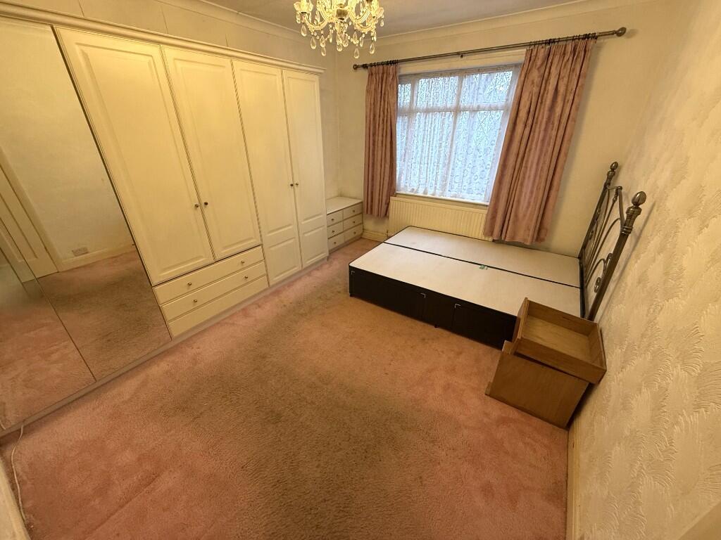 House in London - View 4