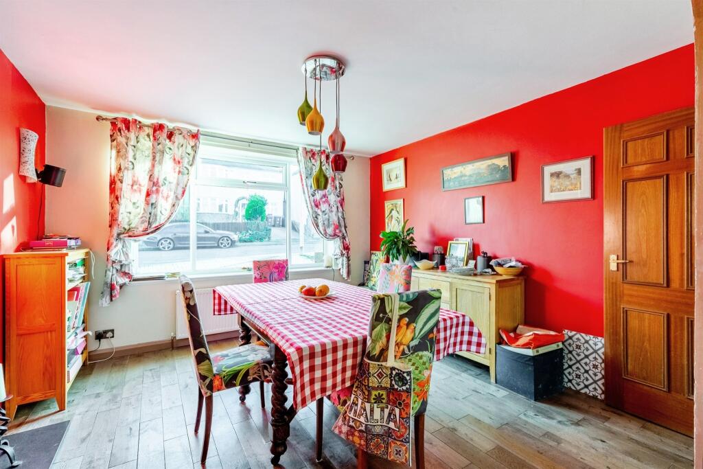 20 St. Marys Avenue photo 4
