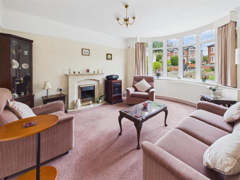 House in Worcester, Worcestershire - View 2