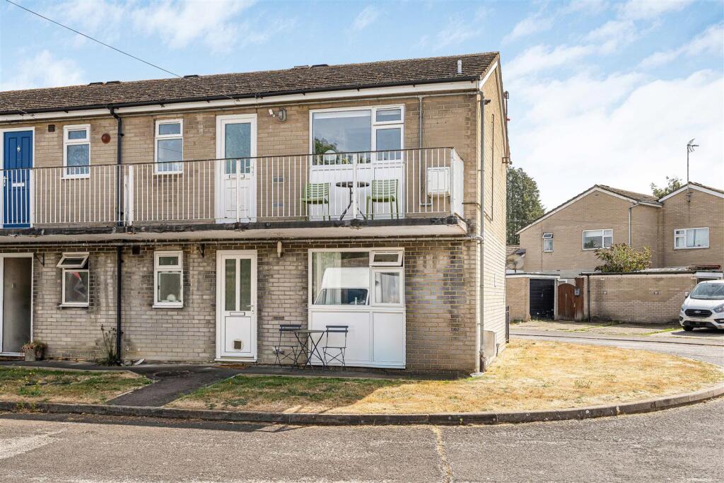 Apartment in East Hampshire, Liss - View 3
