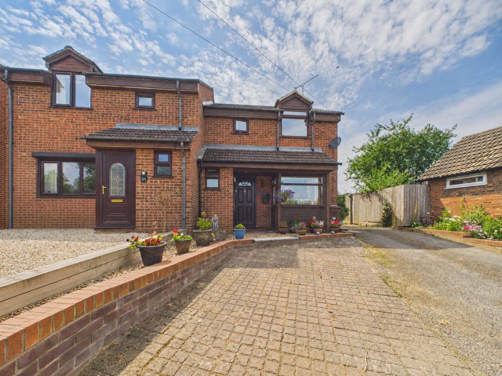 Main image of property: Littleworth, Wing, Leighton Buzzard