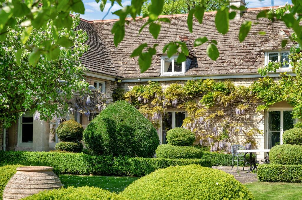 House in Empingham, Rutland - View 4