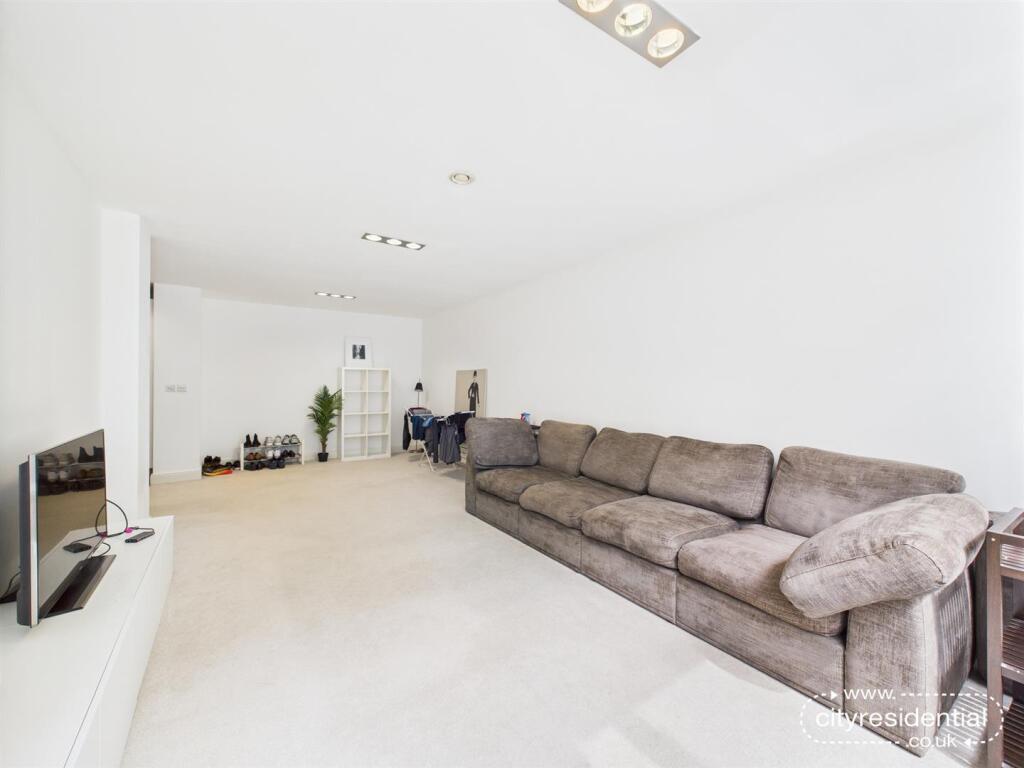 Apartment in Liverpool - View 2