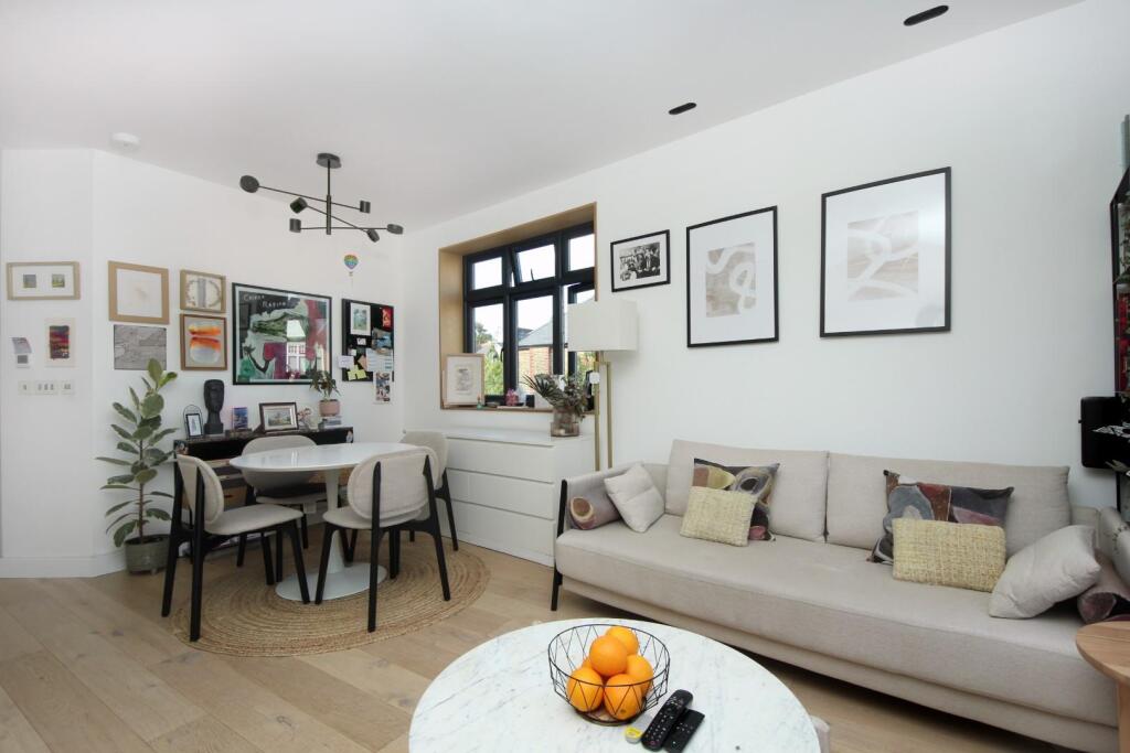 Apartment in London - View 4