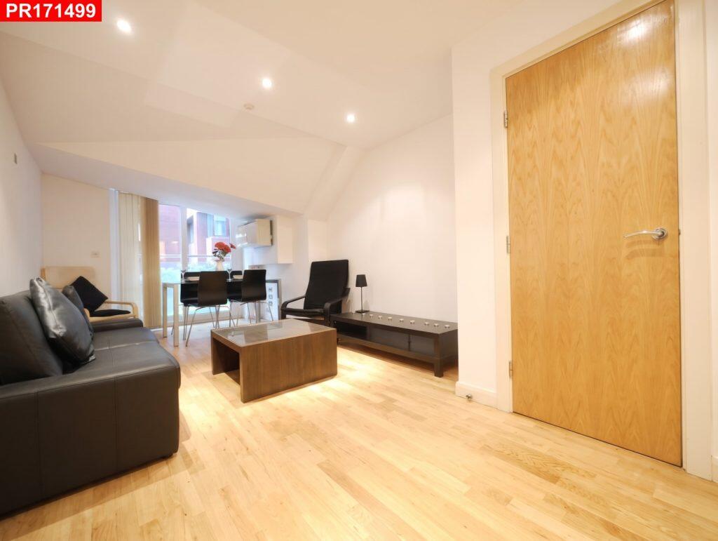 Main image of property: Ealing – 2 Bedrooms Flat