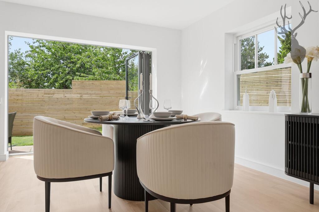 House in London - View 5