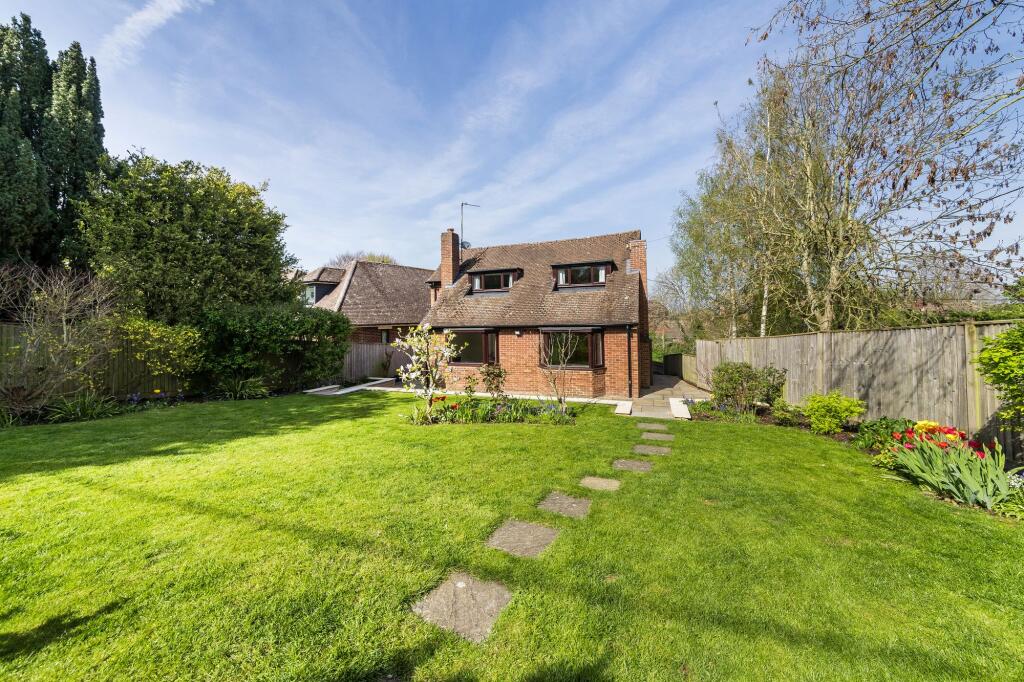 Main image of property: Broadway Rise, Broadway, Harwell, OX11 0LA