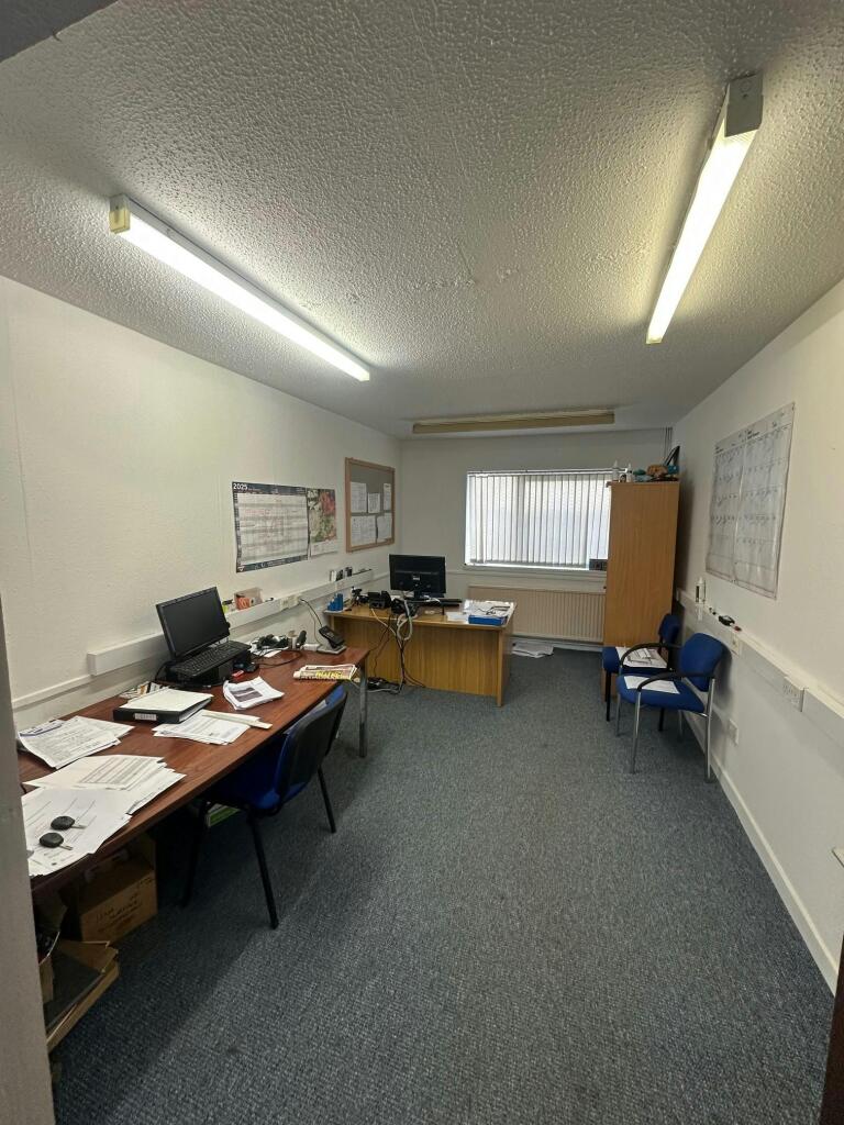 30 Nisbet St - 016.jpg