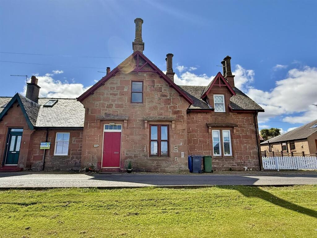 Main image of property: 2 Alma Terrace,Brodick