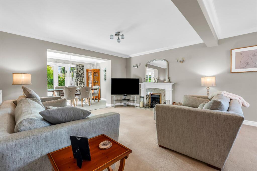 House in Welwyn Hatfield, Welwyn - View 4
