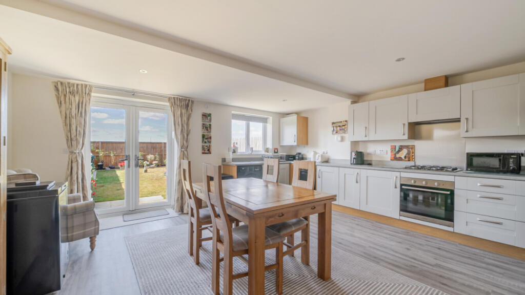 House in Hull - View 3