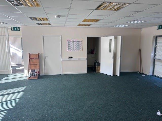 Unit 56 Home Farm internal 1.jpg