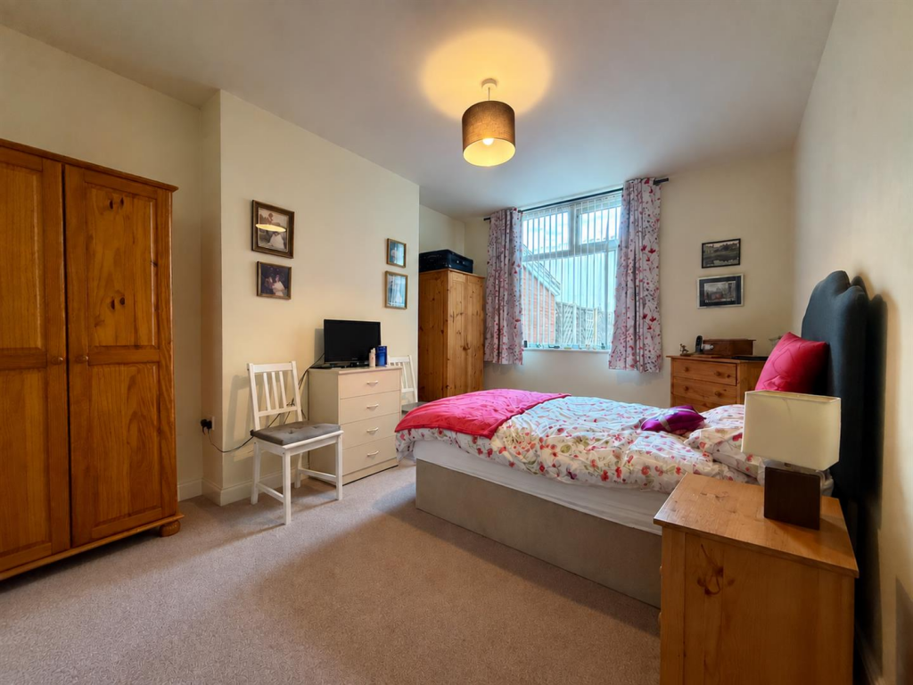 Apartment in Blackburn - More