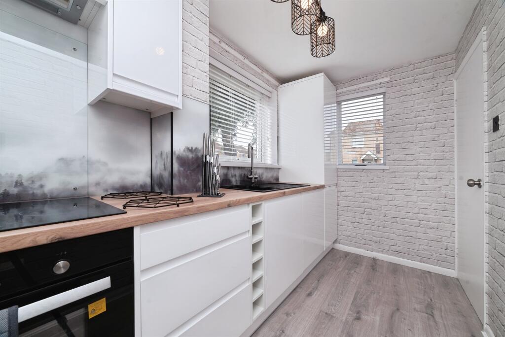 House in Hull, Kingston upon Hull - View 4