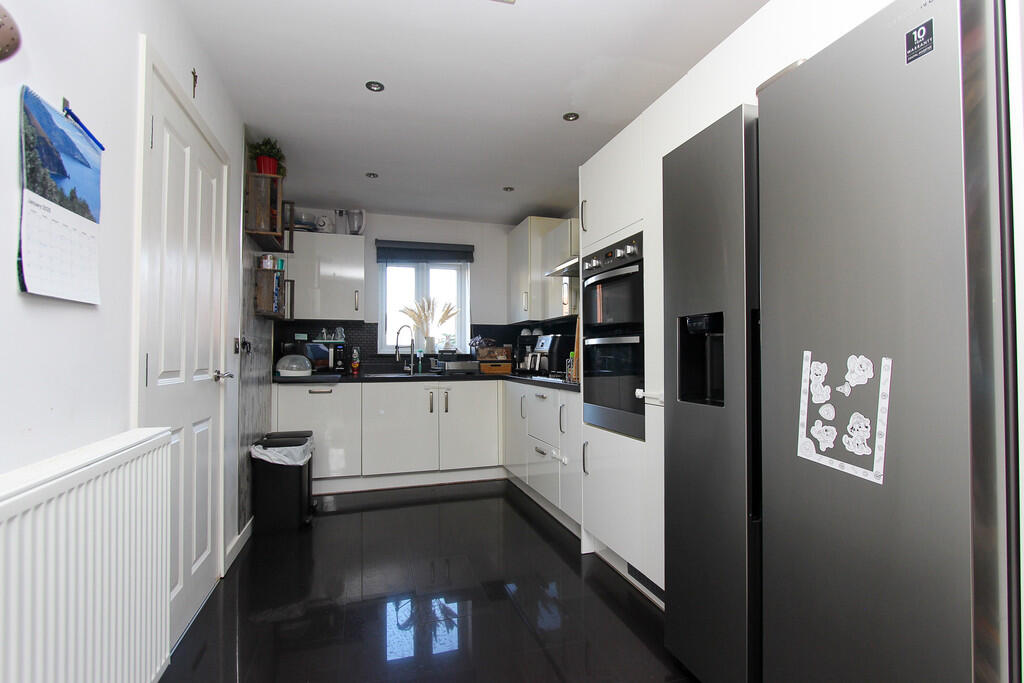 Waterside Road, Wellingborough photo 3