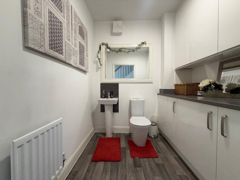 House in Milton Keynes, Whitehouse - View 5