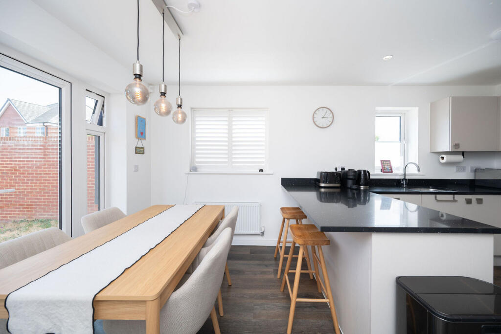 House in Brighton - View 5