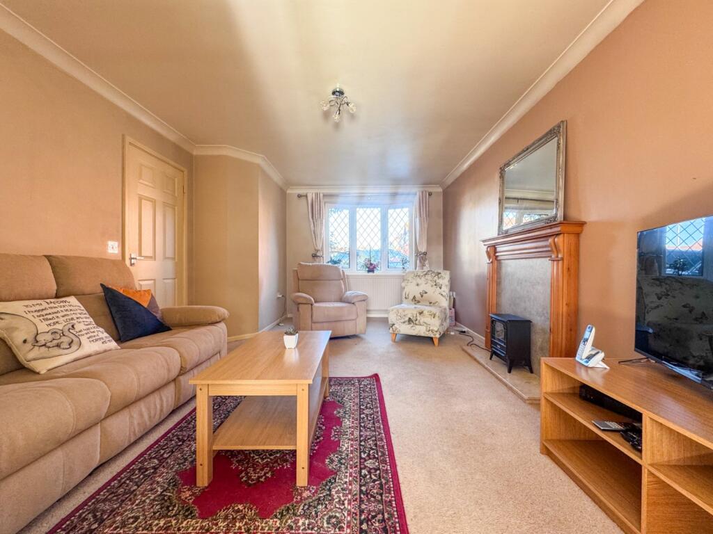 House in Bristol, Bradley Stoke - View 3
