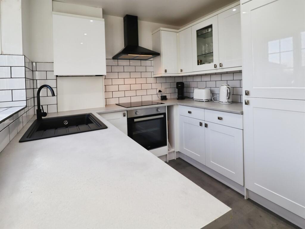 House in Cardiff, Pentrebane, Fairwater - View 6