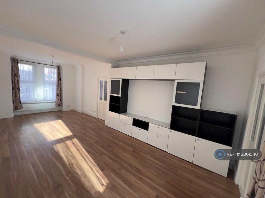 Main image of property: Foxhall Road, Nottingham, NG7