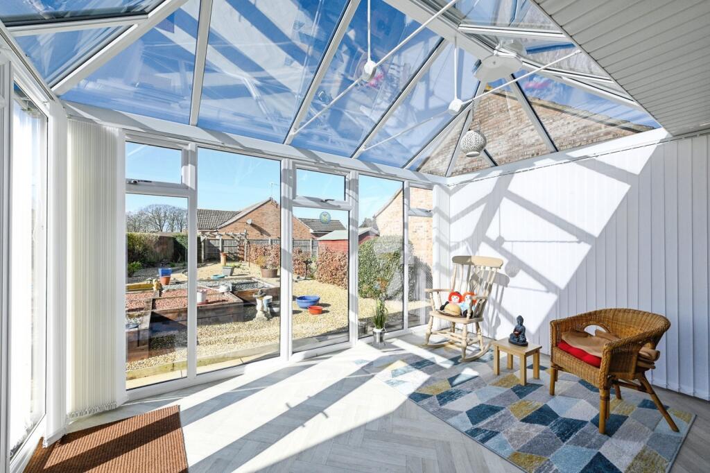 Gidney Drive, Heacham, King's Lynn, Norfolk, PE31 photo 4