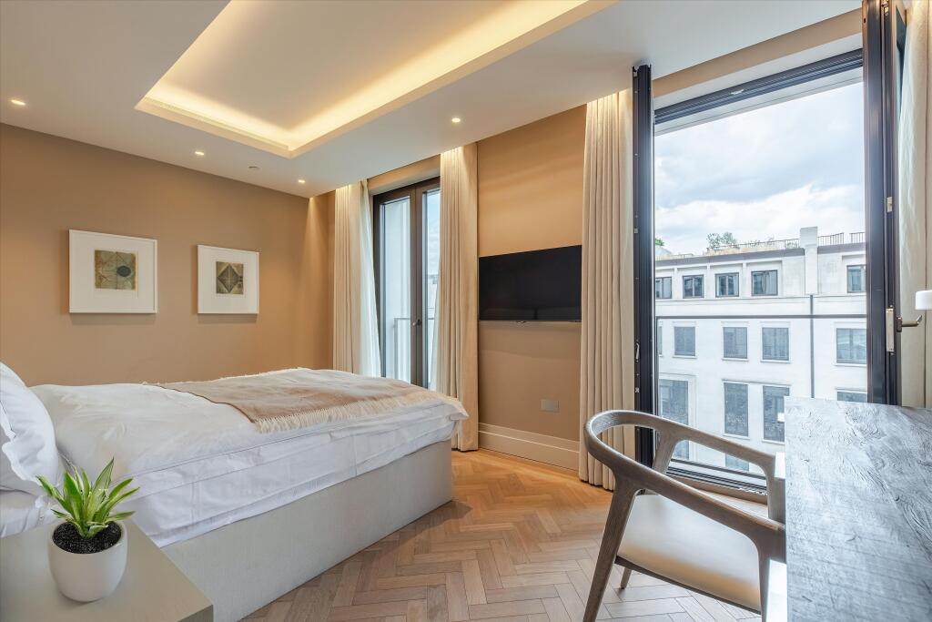 Apartment in London, Belgravia - More