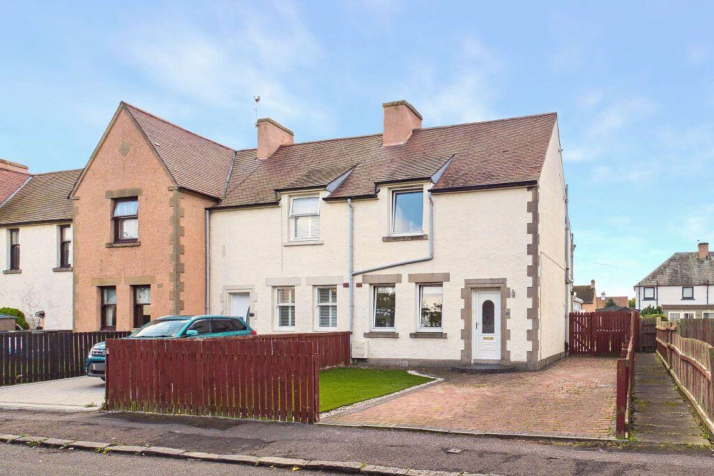 Main image of property: 26 North Seton Park, Port Seton, EH32 0AH