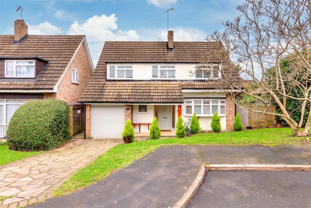 Main image of property: Chiltern Close, Bushey