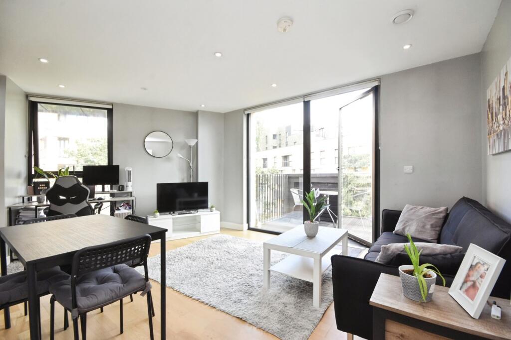 Apartment in Chelmsford - View 2