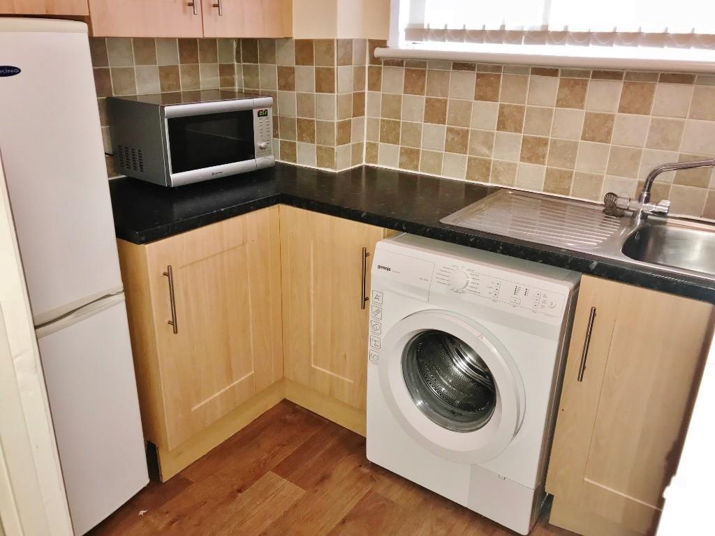 Apartment in Coventry, Ernesford Grange - View 5