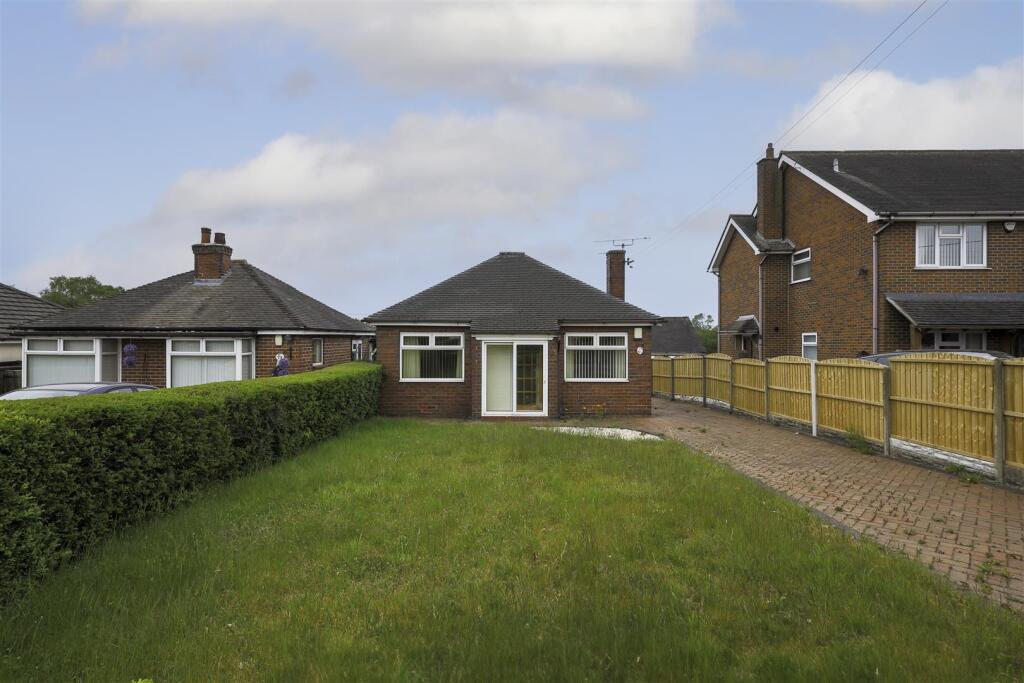 Main image of property: 75 School Lane, Caverswall, Stoke-On-Trent, Staffordshire ST11 9EN