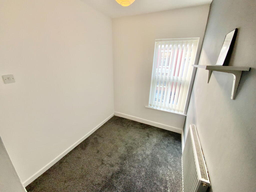 Additional image 11 of CRADLEY HEATH, Compton Road