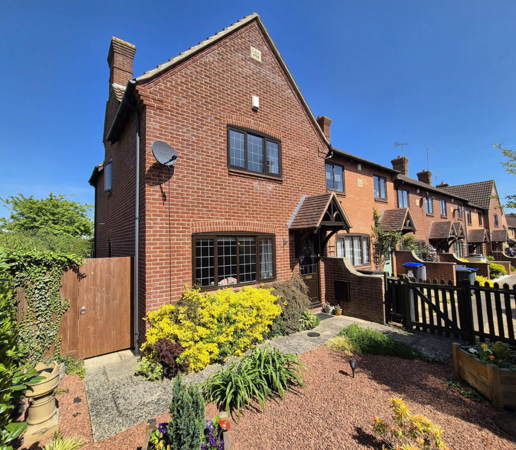 3-bed house on Lunchfield Gardens | Moulton | NN3, £284,000