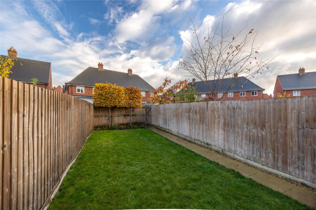 Georgian Croft, Stewartby, Bedfordshire, MK43 photo 4